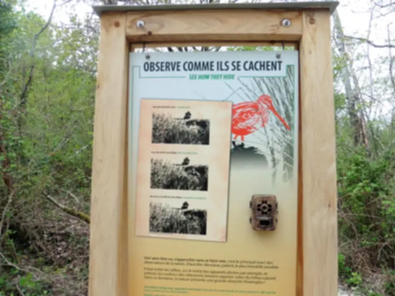 La Ville du Teich condamnée pour ses panneaux bilingues français-anglais