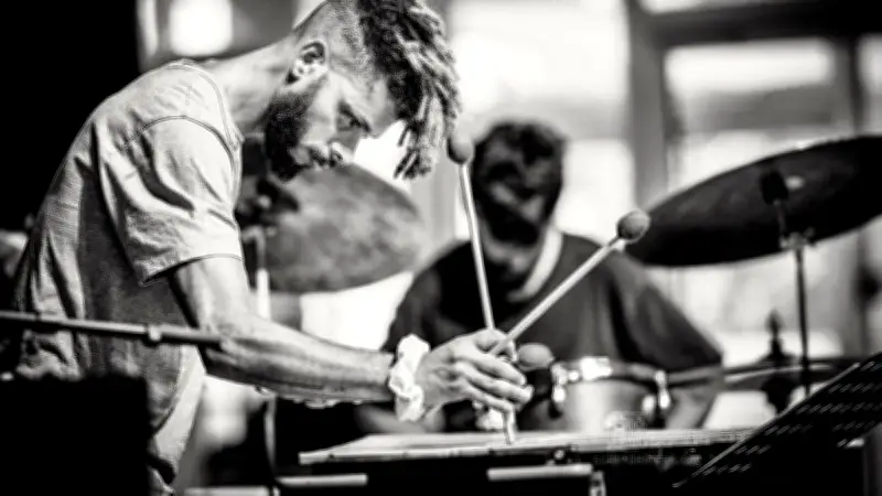 Labo Musical à Puéchabon : une immersion créative avec Mastorakis et Ploton
