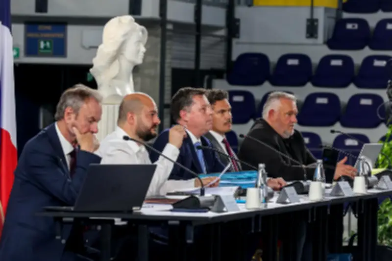 L'Agglomération Estérel-Côte d'Azur vote une hausse d'impôts malgré les tensions