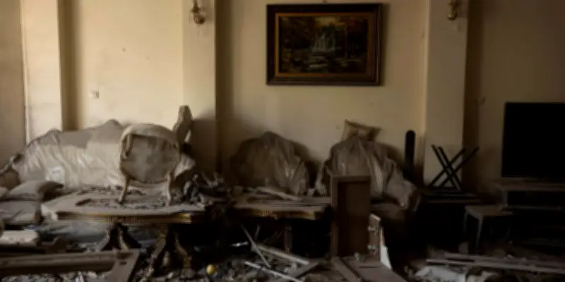 L'amertume des Iraniens face à une destruction sans changement réel