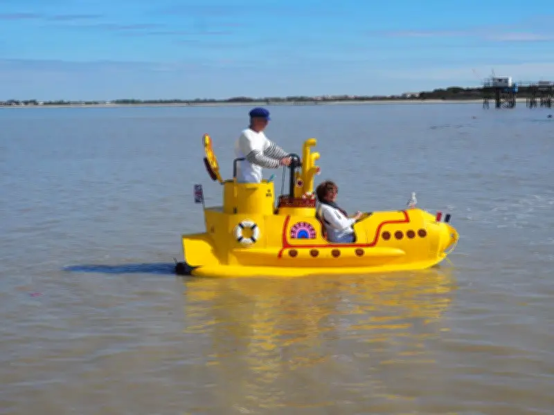 Lancement de la saison des 24 heures de la Pelle avec un sous-marin insolite