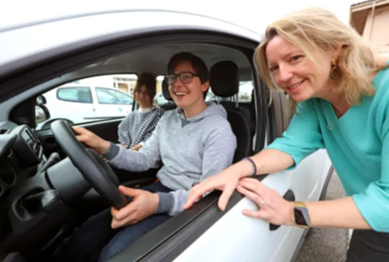 Landes : un permis gratuit pour les personnes autistes grâce à une association et au Département