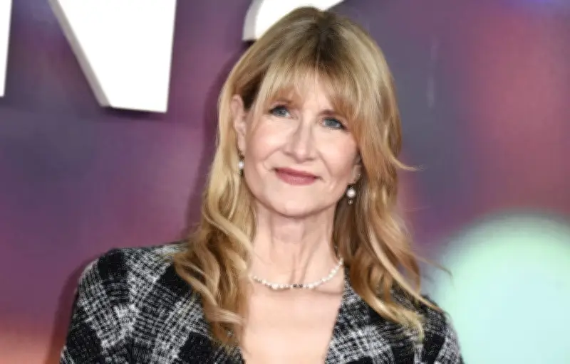 Laura Dern remplace Helena Bonham Carter dans The White Lotus saison 4
