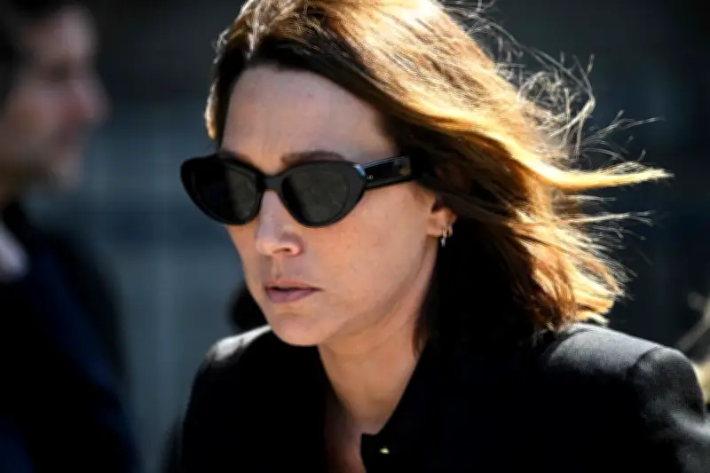 Laura Smet rend un hommage émouvant à Nathalie Baye lors de ses funérailles