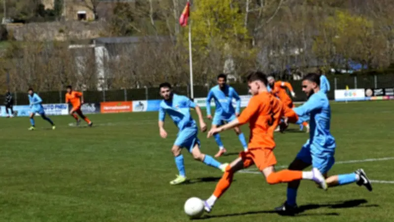 L'Avenir Foot Lozère affronte Rousson avec un élan positif en Régional 1