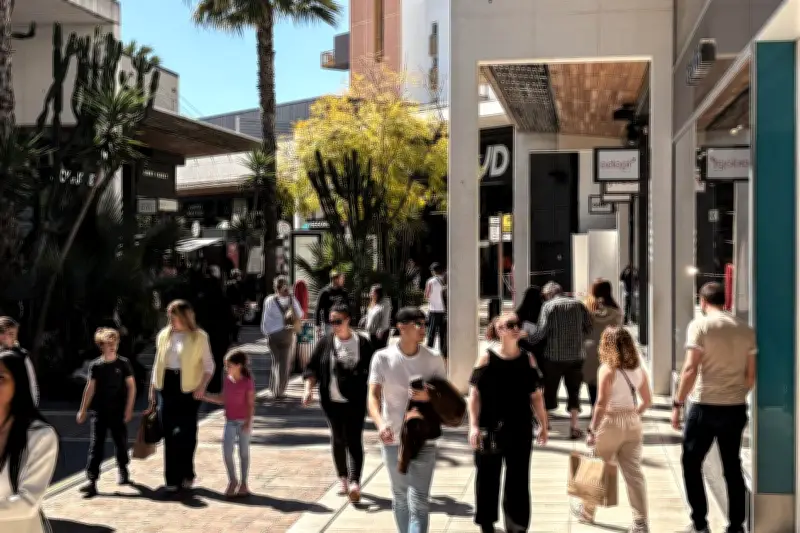 L'Avenue 83 fête ses 10 ans : un centre commercial à ciel ouvert en pleine célébration à Toulon