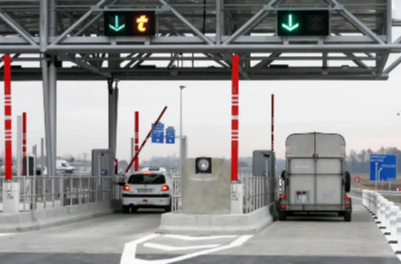 L'avocat Christophe Lèguevaques lance un recours contre la rentabilité des péages autoroutiers