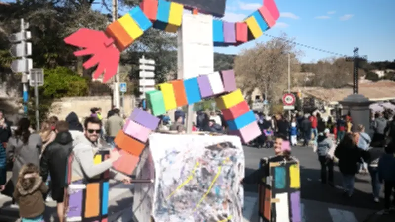Le carnaval de Murviel-lès-Montpellier brave le froid et s'adapte aux nouvelles règles