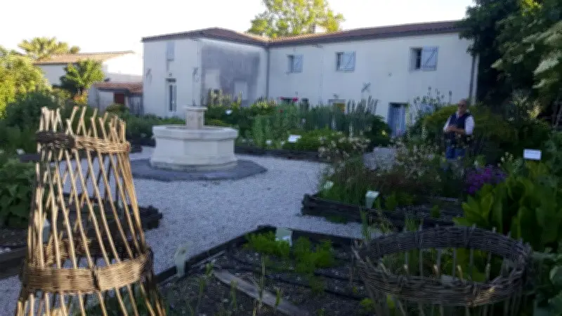 Le centre Georges-Brassens anime le jardin médiéval de Saint-Sulpice-de-Royan