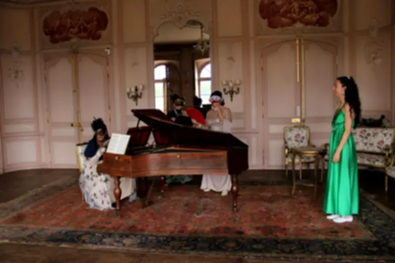 Le château de Fayolle lance sa saison estivale avec un spectacle immersif renouvelé