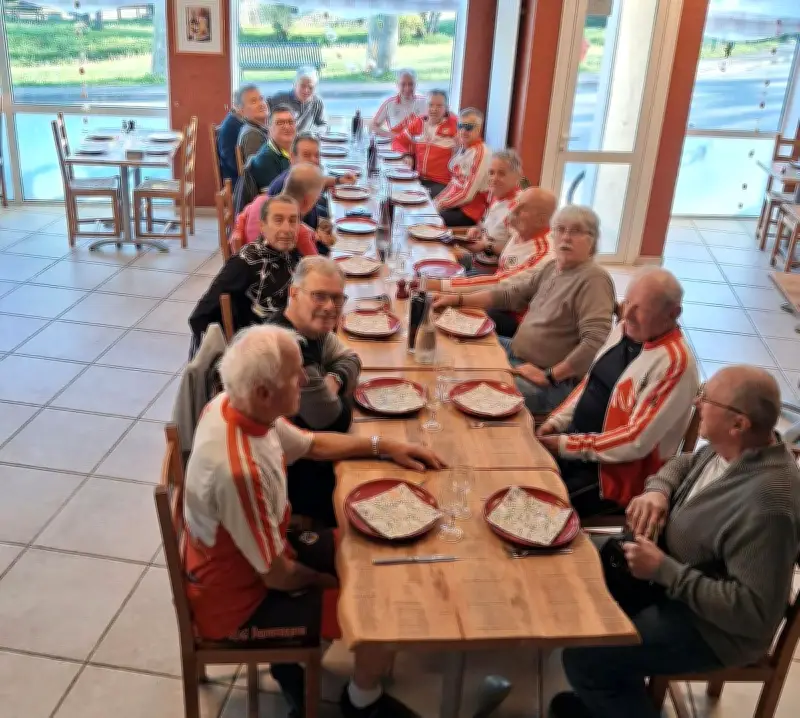 Le club de cyclotourisme de Jurançon perpétue la tradition de la virée gourmande à Lasseube