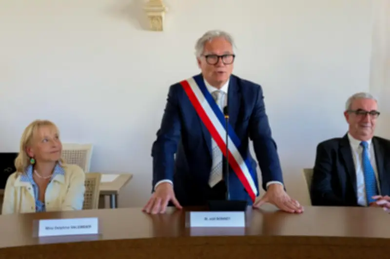 Le Conseil municipal crée huit commissions et attribue les délégations après la réélection du maire