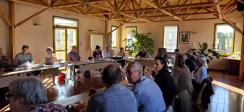 Le Conseil municipal de Saint-Étienne délègue ses pouvoirs et constitue ses commissions