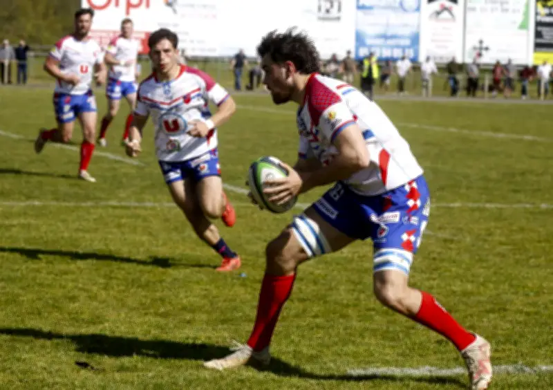 Le CS Nontron affronte le XV de l'Erdre dans un barrage crucial pour la Fédérale 3