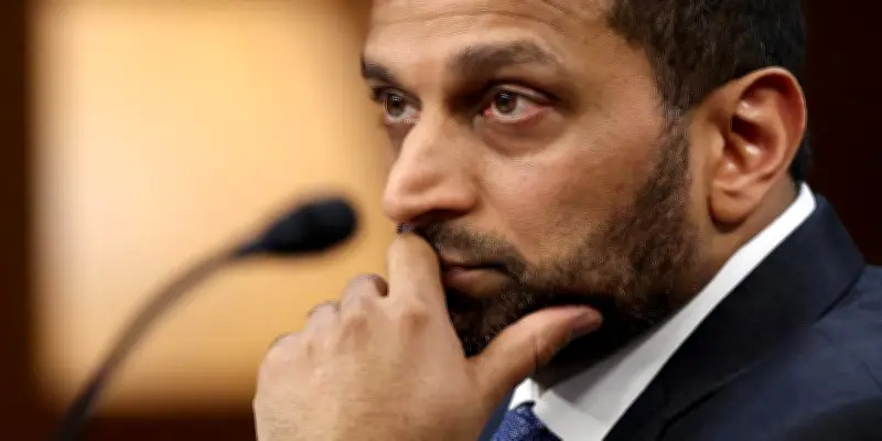 Le directeur du FBI réclame 250 millions de dollars à The Atlantic pour diffamation