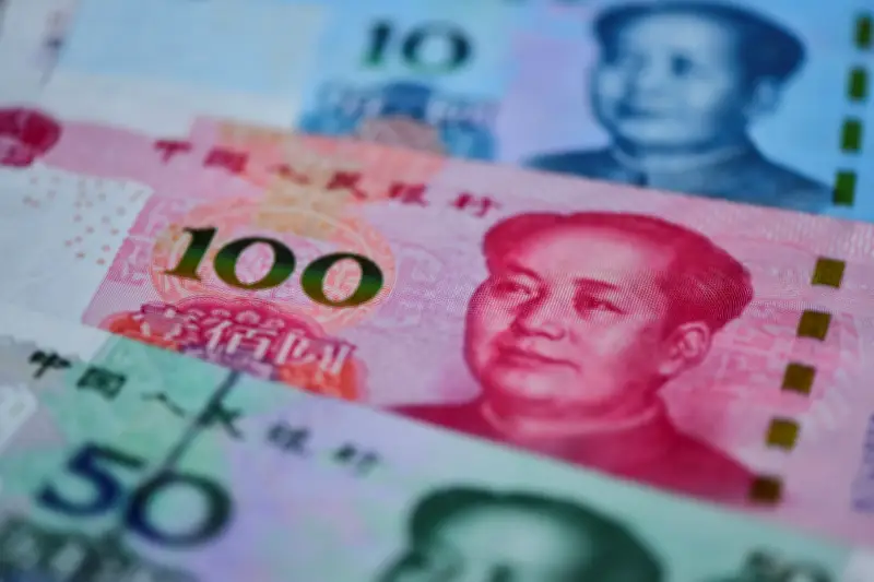 Le front monétaire de la guerre au Moyen-Orient : dollar, euro et renminbi en compétition