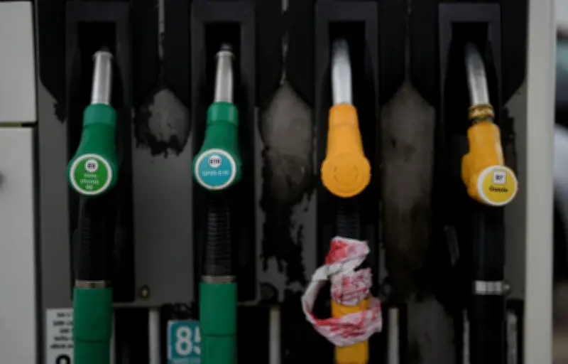 Le gouvernement envisage d'encadrer les marges des distributeurs de carburants