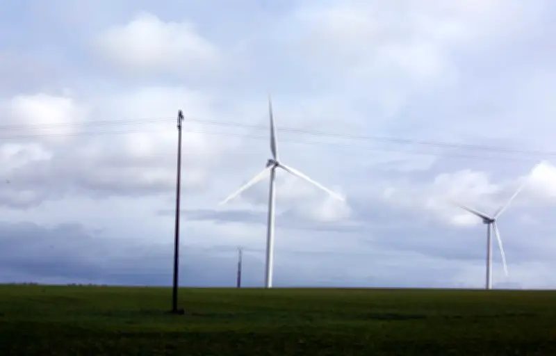 Le gouvernement relance les appels d'offres pour les énergies renouvelables et le nucléaire