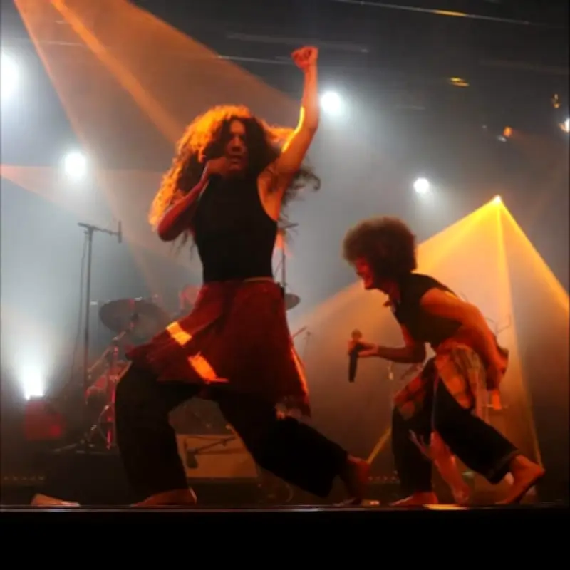 Le groupe Malaka en concert à Coutras pour les P'tites Scènes de l'Iddac