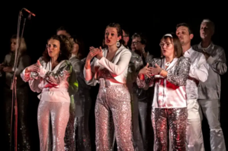 Le groupe PopSong chante ABBA en concert à l'abbaye de Fontdouce le 10 avril