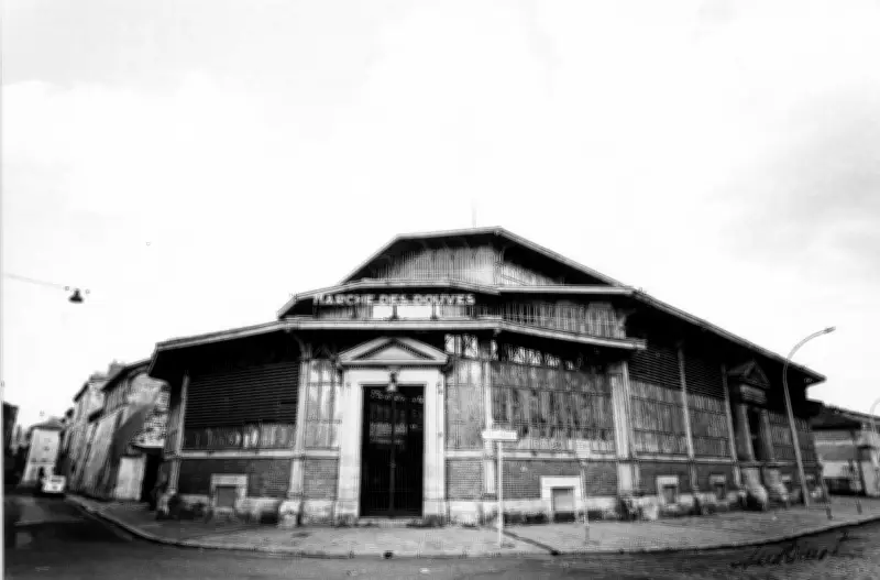 Le marché des Douves à Bordeaux : une renaissance architecturale et associative