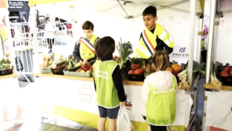 Le Marché des Enfants : Une Initiation Ludique à la Consommation Responsable à Marseillan