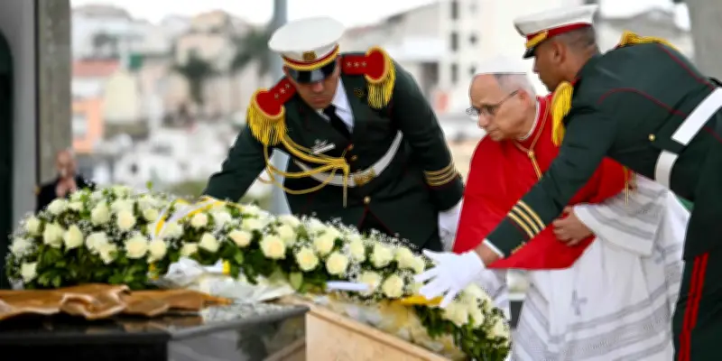 Le Pape Léon XIV appelle au pardon devant le Mémorial du Martyr à Alger