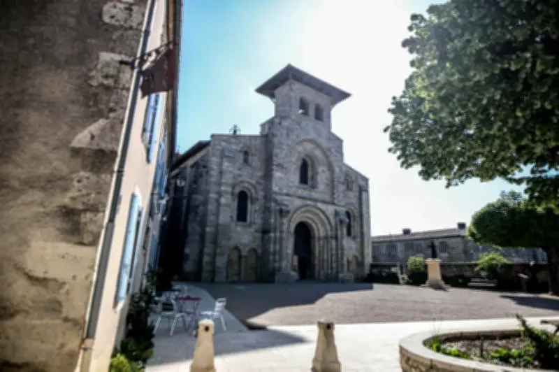 Le prieuré de Moirax, joyau clunisien en quête de classement à l'Unesco