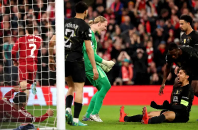 Le PSG démontre sa force mentale pour vaincre Liverpool et atteindre les demi-finales de la Ligue des Champions