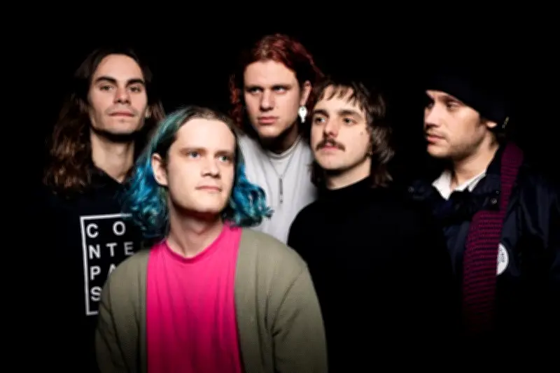 Le quintette bordelais TH Da Freak en concert à Saintes pour présenter « Negative Freaks »