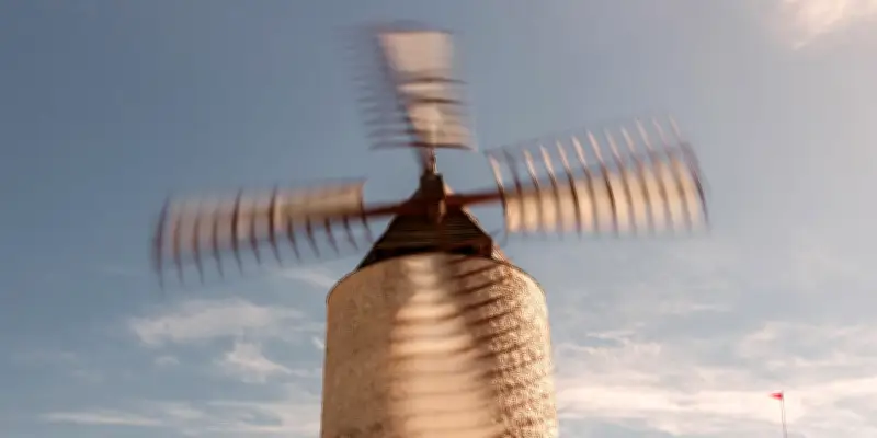 Le renouveau des moulins à vent : une passion ancestrale renaît en France