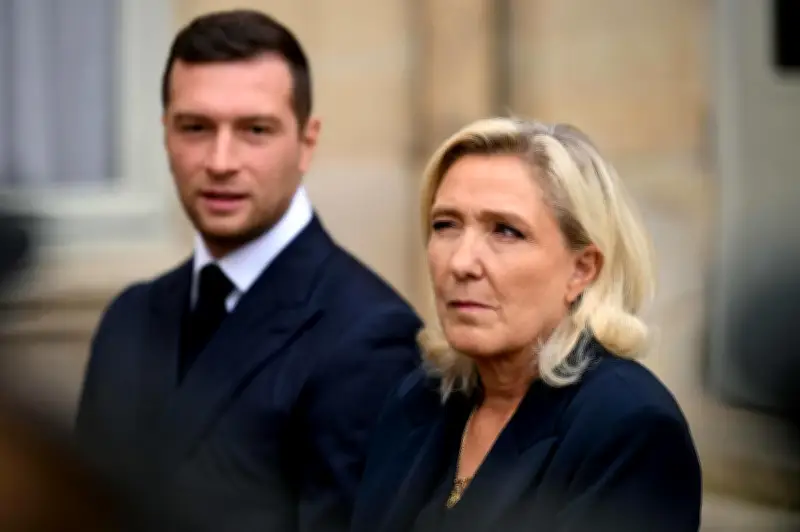 Le RN en tête des sondages un an avant la présidentielle : une avance solide ou éphémère ?