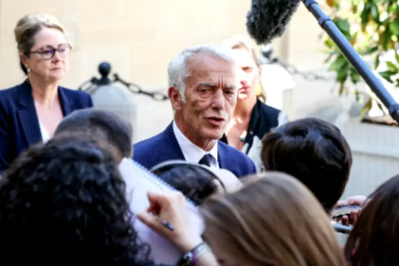 Le RN séduit les patrons : Bardella et Le Pen au Medef avant 2027