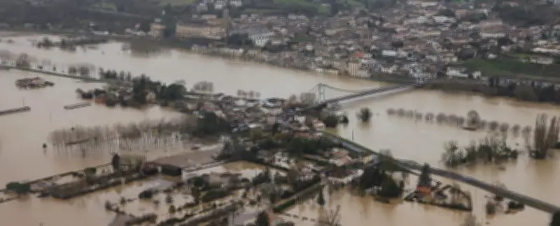 Le Sénat adopte une loi pour une solidarité financière face aux inondations