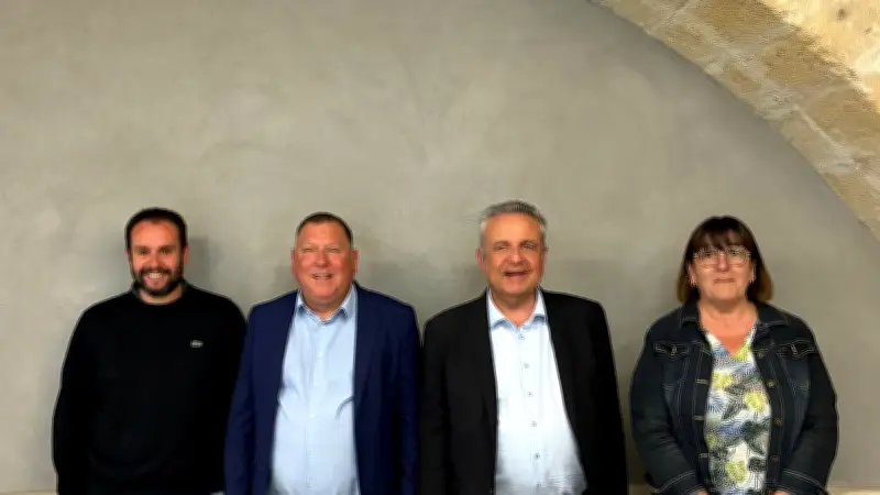 Le sénateur Burgoa en visite à Congénies pour échanger sur les priorités municipales