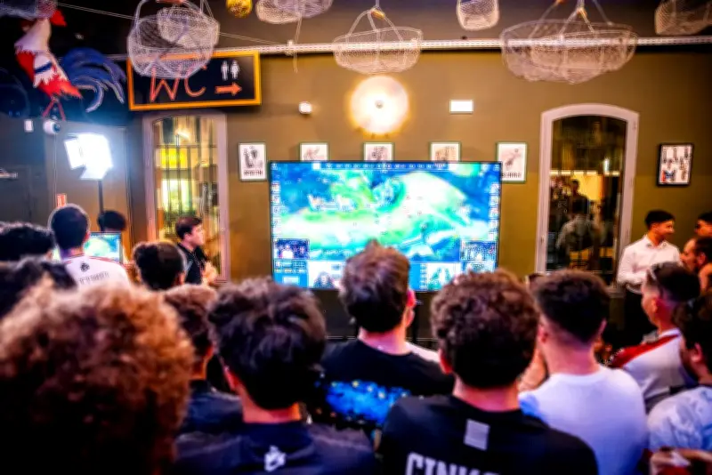 L'e-sport français en pleine expansion : Les Galions séduisent Bordeaux avec leur tournée promotionnelle
