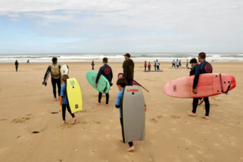 Le surf, moteur économique du littoral atlantique de Soulac à Hendaye
