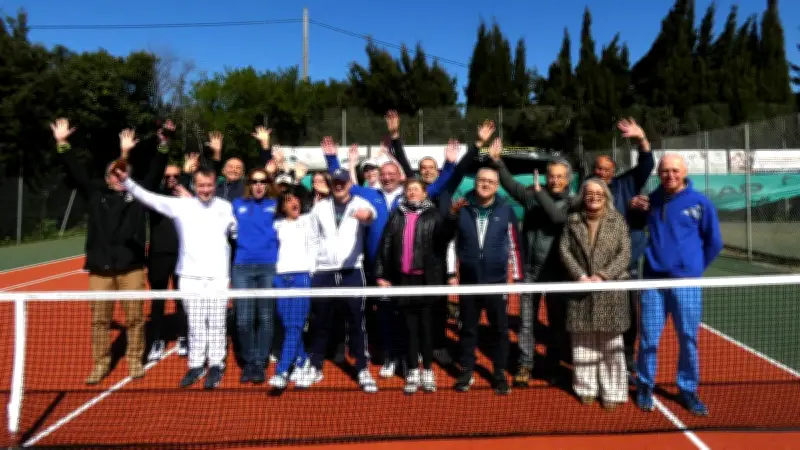 Le TC Calvisson inaugure ses nouveaux terrains de tennis rénovés