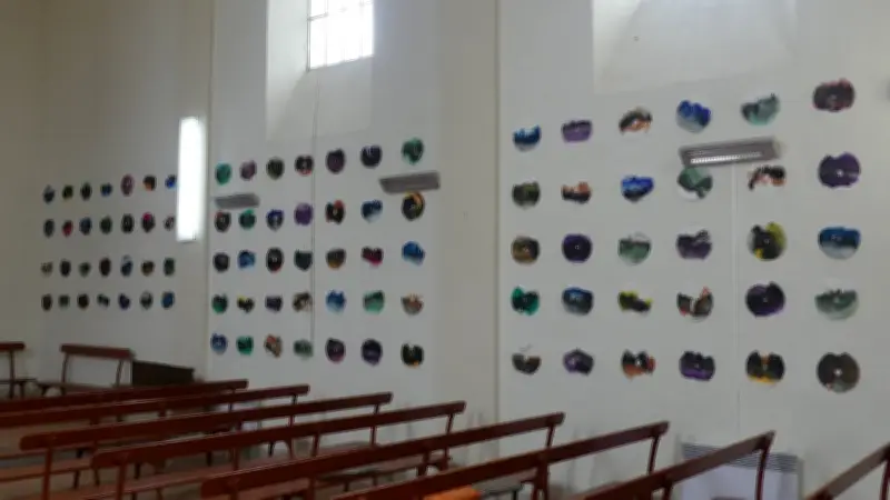 Le temple de Massillargues-Attuech accueille une exposition insolite lors des Ateliers d'art 2026