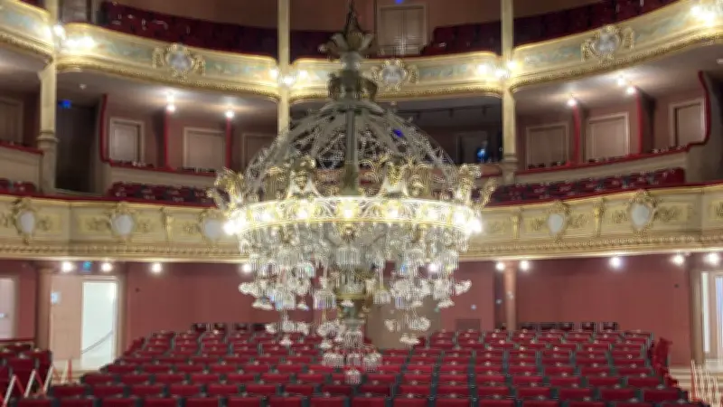 Le Théâtre Molière de Sète dévoile ses coulisses lors de visites exceptionnelles