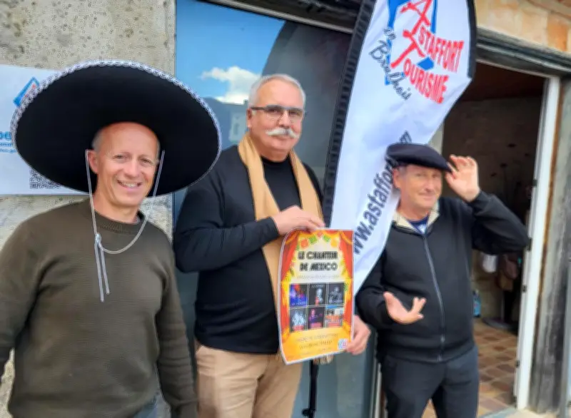 Le ténor Jérôme Chaumet et des artistes locaux interprètent « Le Chanteur de Mexico » à Astaffort