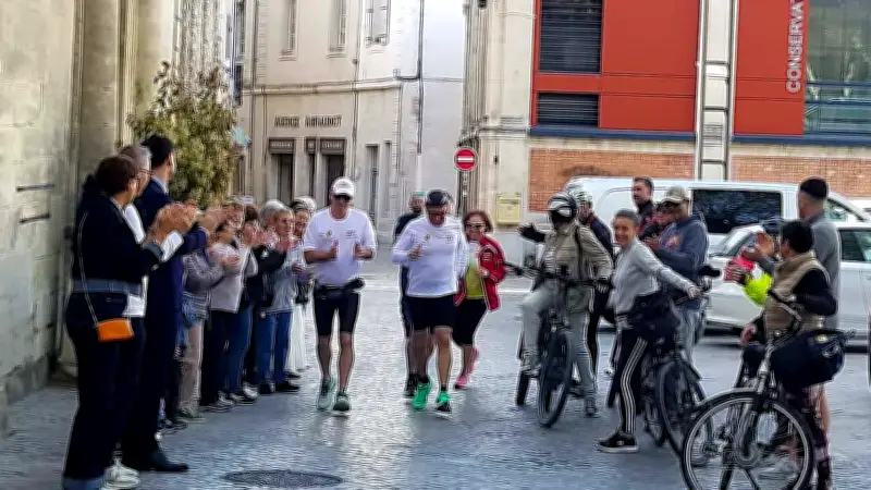 Le Tour du Gard en courant : une aventure sportive et humaine pour célébrer les 50 ans de l'AVF