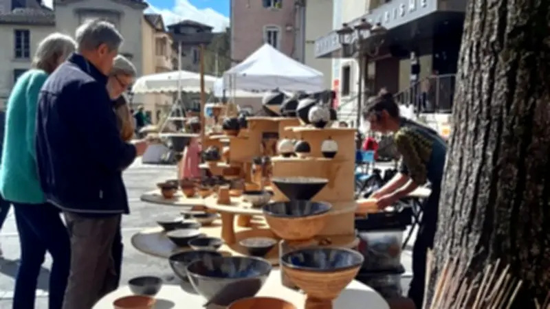 Le Vigan célèbre Pâques avec son marché potier et une exposition-concours