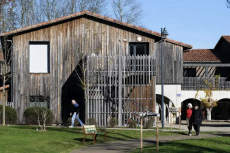 Le village Alzheimer de Dax, pionnier français, au cœur d'une série documentaire sur Arte
