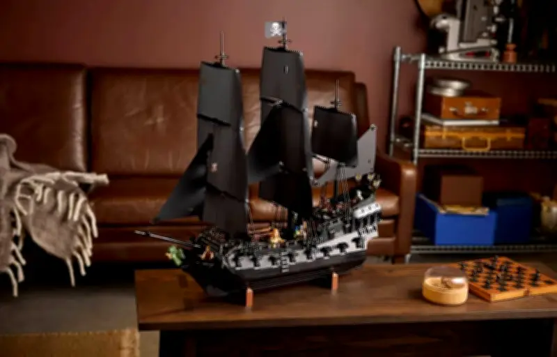 LEGO Pirates des Caraïbes : revivez l'aventure avec le mythique navire en 2 862 pièces