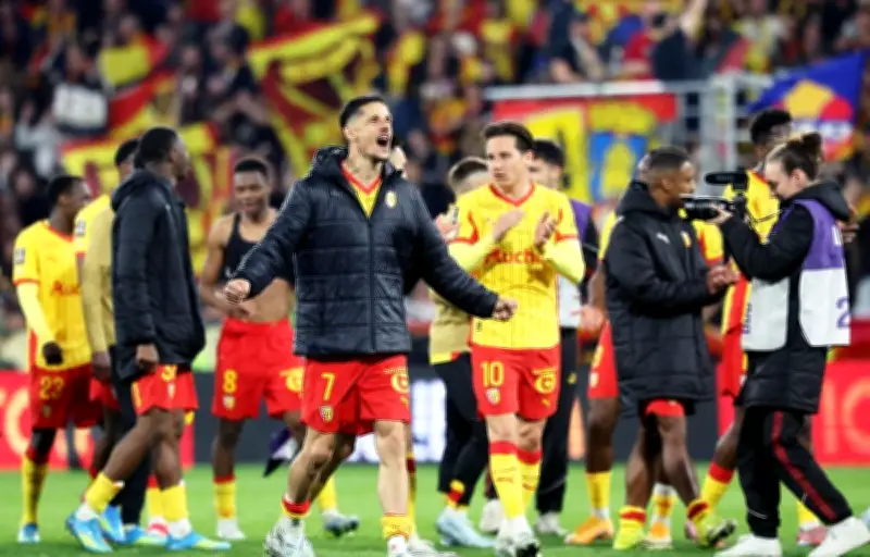 Lens évite la catastrophe et renverse Toulouse dans les arrêts de jeu