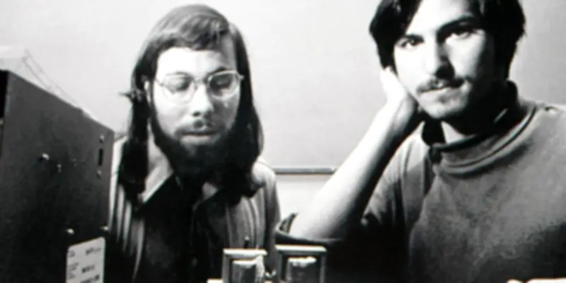 Les 50 ans d'Apple : l'histoire improbable de la rencontre entre Steve Jobs et Steve Wozniak
