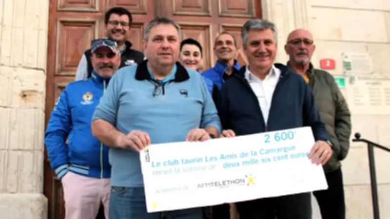 Les Amis de la Camargue offrent 2 600 € au Téléthon grâce à leur loto annuel