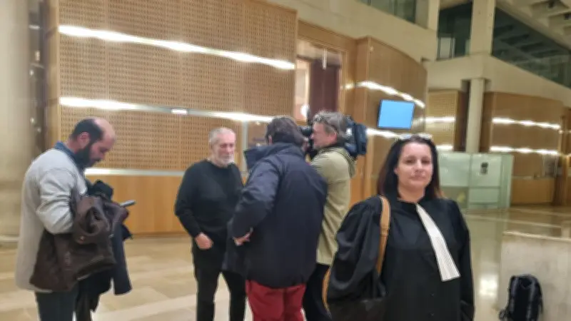 Les Anges de la rue : prison ferme requise pour travail dissimulé de SDF