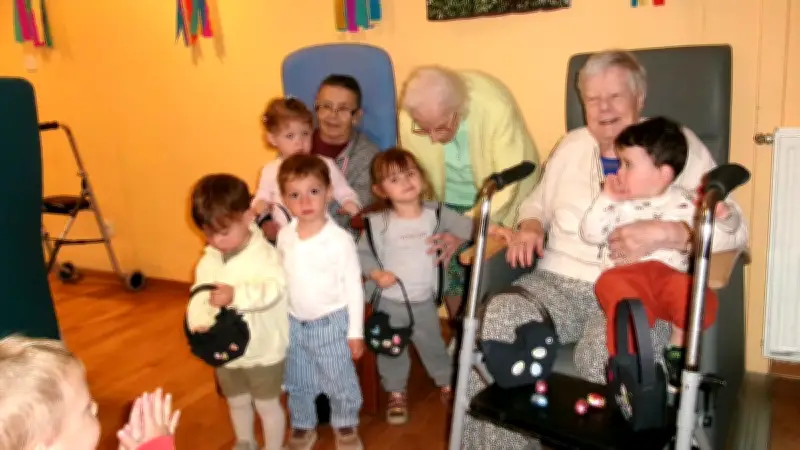 Les cloches de Pâques apportent chocolats et joie aux enfants de la crèche d'Anduze